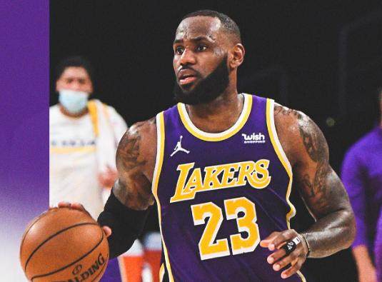 开云体育app下载-36岁了还玩隔人飞扣！湖人三分和防守比老詹更闪耀